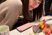 【朗報】福原遥、美味しそうなケーキを前に笑顔！！！！！