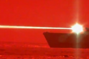 アメリカ海軍、レーザー・キャノンの開発に成功 [5/26]