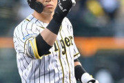 阪神・佐藤輝への申告敬遠にスタンド悲鳴とため息　佐々木朗との３度目対決はお預け