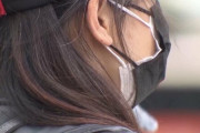 大分県「お前らペラペラなマスク1枚で付けたつもりになってないだろうな。これからはマスク2枚だ」