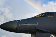 米空軍のB-1Bランサー戦略爆撃機部隊がグアムのアンダーセン空軍基地に前方展開！