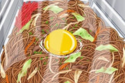 日本人には手の届かない高級食品となった米。これからの主食として「焼きそば」に期待集まる！