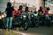 なんで男さんって車とかバイク好きなの？