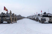 エストニアにイギリス陸軍のチャレンジャー2戦車とデンマーク陸軍のレオパルド2戦車が集結！