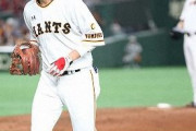 【悲報】巨人坂本さん、詳細には話せない箇所に張りが出てしまう