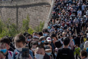 海外「パンデミック中にも関わらずGW中の中国人観光客は万里の長城に殺到しているようだ」