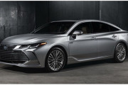 【朗報】トヨタ新型高級セダン「アバロン」発売！ ド迫力ブラックグリル採用の漆黒仕様！ ラグジュアリーセダンでもトヨタの一人勝ちは続くwwwwwwww
