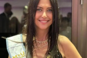 【画像】アルゼンチンのミスコン、60歳のババアが優勝して炎上ｗｗｗｗｗｗｗｗｗｗｗｗｗ