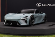 レクサス新「“2ドア”スポーツカー」初公開！ V10ハイブリッド？ LFA後継機？