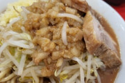 「クソ素人が来た」発言のラーメン屋さん、看板が外される