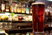 イギリス　パブが閉鎖された後の在庫ビールはどうなるの？　国民の反応