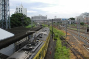 拝島（4路線の乗り換え駅、新宿東京高田馬場八王子まで一本）←こいつが栄えない理由