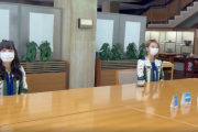 SKE48古畑奈和と井上瑠夏が愛知県知事を表敬訪問 感染防止啓発動画が完成