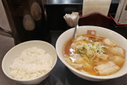 喜多方ラーメン初めて食ったけどむちゃくちゃうめえなこれ