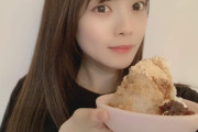 かき氷大好き日向坂46宮田愛萌、おうち時間は長濱ねる卒業イベントグッズ「うさぎ刺繍Tシャツ」着用