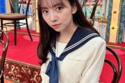 【画像】新内眞衣さん（32歳）のセーラー服姿が可愛い！