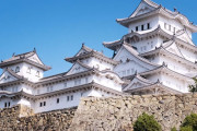 姫路城の入場料を二重価格にして観光客減ってるの草
