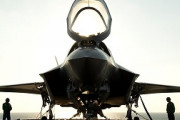 韓国「来年から設計開始する　F-35B載せるからデータ提供を」　米LM「安全を理由とし拒否」
