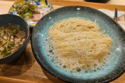 最近流行りの昆布水つけ麺、あれかなり美味いよな