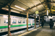 【画像】北海道さん、とんでもない電車の時刻表を作りだす