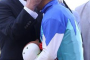 【競馬】アドマイヤ利一www奥さん落ち込んでるやんwww