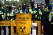 【ハンギョレ】 「核汚染水浄水器の配達です」日本大使館は「受け取り拒否」