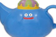 「ドラゴンクエスト スマイルスライム ティーポット キングスライム ブルー」予約開始！キングスライムの形状がそのままティーポットになりました