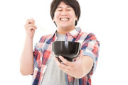 【朗報】凄いことを発見したぞ！飯の量を減らして一週間たつとマジで腹が減らなくなる！！
