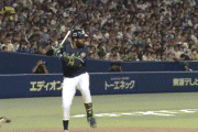 【中日対ヤクルト23回戦】ヤクルト・サンタナ、躓いてこける…