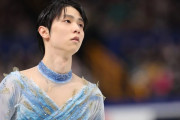 リンクの修繕を手伝う羽生結弦←「フィギュア界のキアヌ」（海外の反応）