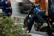 車さん「バイクのすり抜け危ない！まじで全員死ねよ！！！」ｲﾗｲﾗ