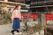 欅坂46渡邉理佐、映画『千と千尋の神隠し』舞台のモデルにもなった群馬県・四万温泉 積善館公式サイトに登場！【週刊少年マガジン】