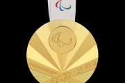【韓国】　パラメダルデザイン変更要望　　国際パラリンピック委員会会長　「パラメダルは美しく全く問題ない」