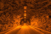 【画像】トンネルマニアワイ、不気味なこのトンネルが怖い