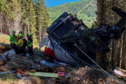 【悲報】 イタリア、ロープウェイ落下で11人中12人死亡