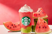 外国人「日本のスタバはスイカフラペチーノを売ってるらしいぞ！」