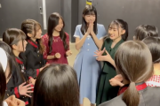 直前の緊張感…！『新・乃木坂スター誕生LIVE@ぴあアリーナMM』円陣の模様が公開！！！