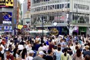 【外国人問題】日本全体の外国人割合は「3％」でも「20代は10人に1人が外国人」という真実　外国人人口の増加ペースはさらに加速へ