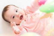 【投資】子供が生まれる日に株を買いたいんだけど何が良いの？