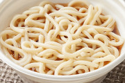 ファミリーマートさん、素うどん(大盛)を新発売　アレンジ自由自在