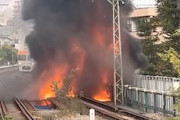 【動画】今朝の井の頭線の火災、これ何が燃えてるんだ？