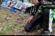 【悲報】プロドライバーさん、車を崖に落として記念写真を撮ってしまうwwwwwwww