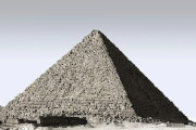 エジプトのギザの大ピラミッドは建設当初、「白く輝いていた」