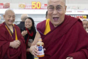 【音楽】ダライ・ラマ14世、85歳の誕生日にデビューアルバムを発表
