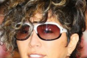 【名言】GACKT「外に出ろ。部屋の中には古い情報と思い出だけ。吸収できるものはリアルな世界にある」