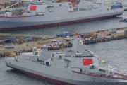 中国の大型駆逐艦建造速度、まるで「コピー＆ペースト」のような速さ…055・052型駆逐艦を建造中！