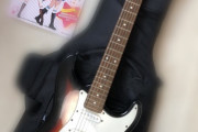 ワイ、ギターを始める！！！！