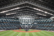公認野球規則改正で日本ハムの本拠地・エスコンが規則通りに
