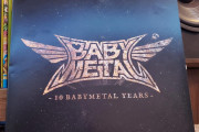 【海外】今日、野生でBABYMETALを見つけた