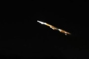 夜空を照らす謎の発光現象に目撃者多発。オーストラリアでUFO騒ぎ、その正体は？